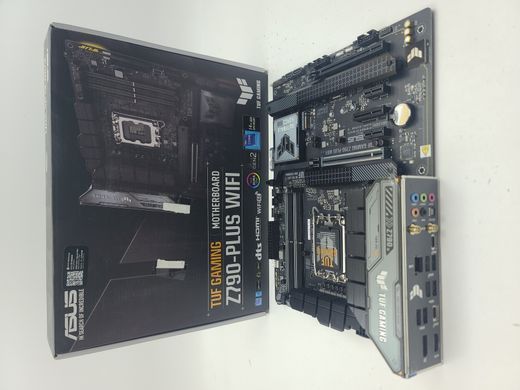 Материнська плата Asus TUF GAMING Z790-PLUS WIFI (s1700, Intel Z790, PCI-Ex16)