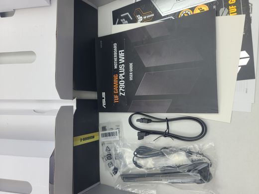Материнська плата Asus TUF GAMING Z790-PLUS WIFI (s1700, Intel Z790, PCI-Ex16)