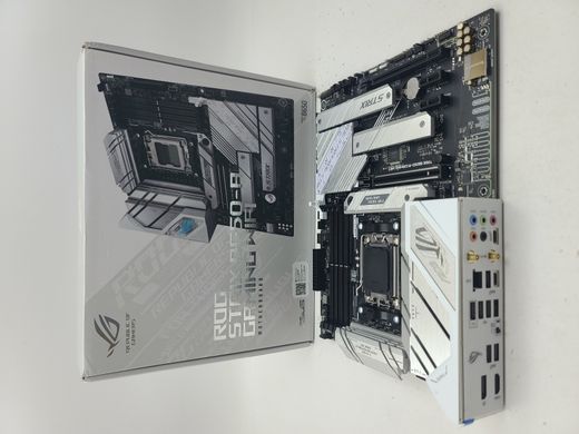 Материнська плата Asus ROG STRIX B650-A Gaming Wi-Fi (sAM5, AMD B650, PCI-Ex16)