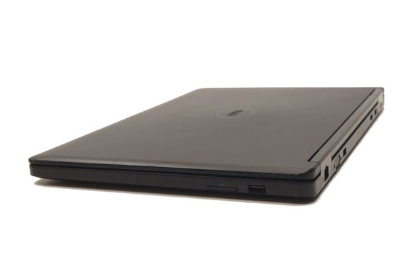 Ноутбук Dell Latitude E5550 15,6''/i5-5200U/8Gb/240GbSSD/Intel HD Graphics 5500 4Gb/1366×768/TN/6год 30хв(A)(A+)