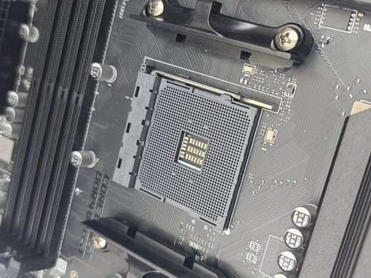 Материнська плата MSI MPG B550 Gaming Plus (sAM4, AMD B550, PCI-Ex16)