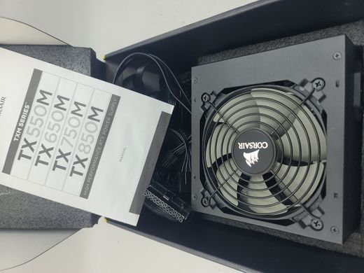 Блок живлення Corsair 750W TX750M