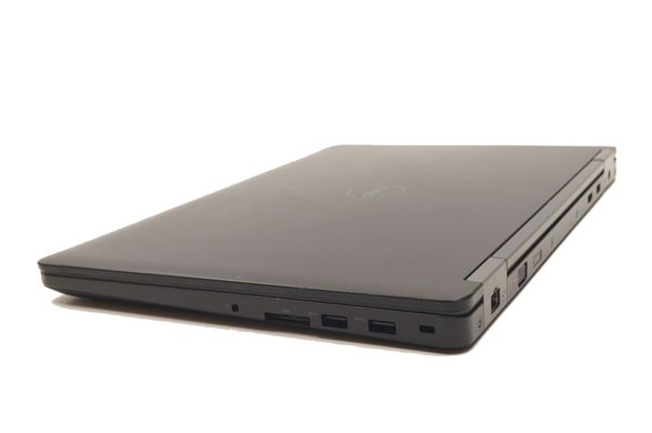 Ноутбук Dell Latitude E5570 15,6''/i3-6100U/4Gb/256GbSSD/Intel HD Graphics 520 4Gb/1366×768/TN/6год 30хв(A-)(A-)