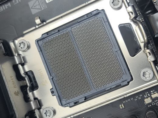 Материнська плата Asus ROG STRIX X870E-E GAMING WIFI (sAM5, AMD X870E, PCI-Ex16)