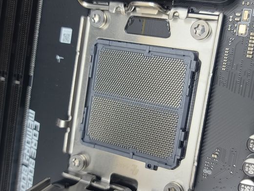 Материнська плата MSI B650 Gaming Plus Wi-Fi (sAM5, AMD B650, PCI-Ex16)