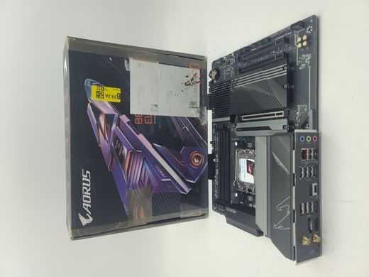 Материнська плата Gigabyte B650 AORUS ELITE AX V2 (B650 AORUS ELITE AX V2) (Socket AM5, AMD B650, ATX)