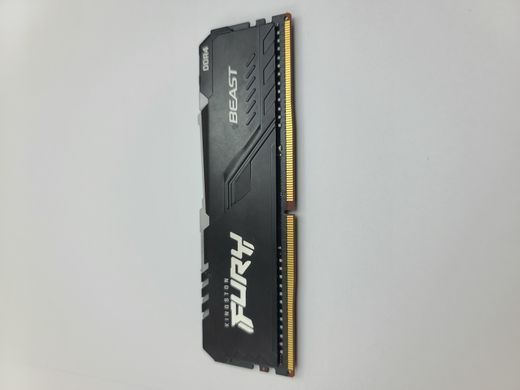 Оперативна пам'ять Kingston Fury Beast RGB DDR4-3200 8gb PC4-25600
