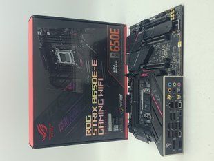 Материнська плата Asus ROG STRIX B650E-E Gaming Wi-Fi (sAM5, AMD B650, PCI-Ex16)