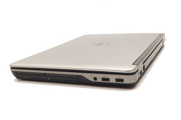 Ноутбук Dell Latitude E6540 15,6''/i7-4610M/8Gb/256GbSSD/ATI Radeon HD 8790M 2Gb/1920×1080/TN/1год 40хв(B)(A)