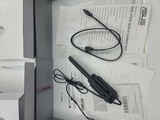 Материнська плата Asus ROG STRIX B650-A Gaming Wi-Fi (sAM5, AMD B650, PCI-Ex16)