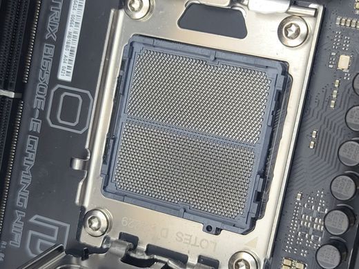 Материнська плата Asus ROG STRIX B650E-E Gaming Wi-Fi (sAM5, AMD B650, PCI-Ex16)
