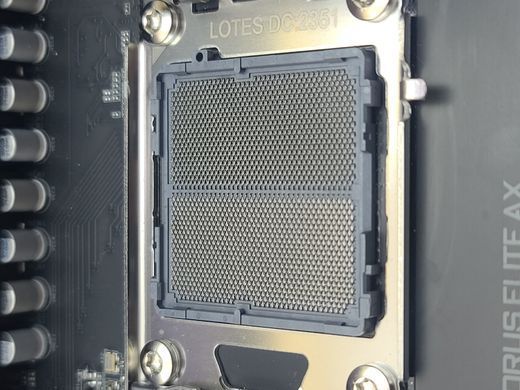 Материнська плата Gigabyte X670 Aorus Elite AX (sAM5, AMD X670, PCI-Ex16)