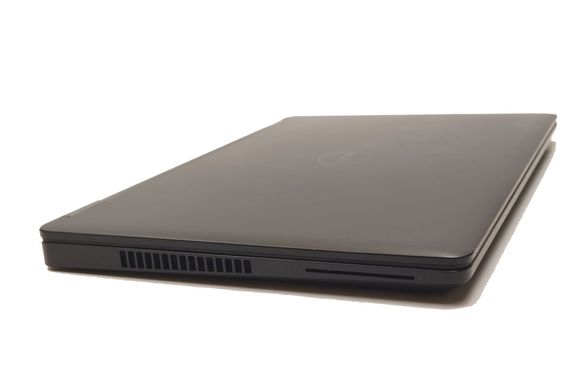 Ноутбук Dell Latitude E5570 15,6''/i5-6200U/8Gb/256GbSSD/Intel HD Graphics 520 4Gb/1366×768/TN/2год 50хв(A)(A-)