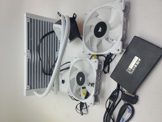 Система водяного охолодження Corsair iCUE H100i Elite Capellix