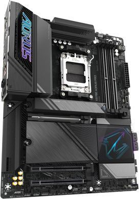 Материнська плата Gigabyte X870E AORUS PRO (sAM5, AMD X870E, PCI-Ex16)