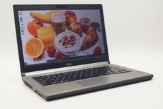 Ноутбук Fujitsu Lifebook E744