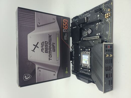 Материнська плата MSI MAG B650 TOMAHAWK WIFI (sAM5, AMD B650, PCI-Ex16)