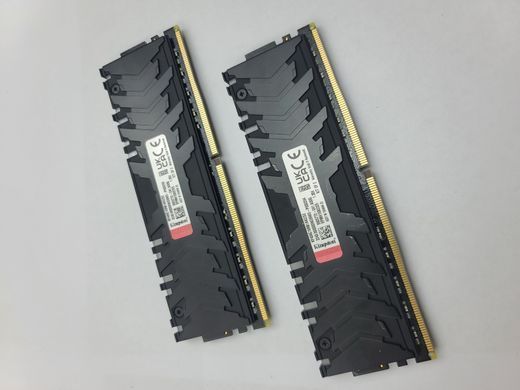 Оперативна пам'ять Kingston Fury DDR4-3600 32768 MB PC4-28800 (Kit of 2x16384) Renegad
