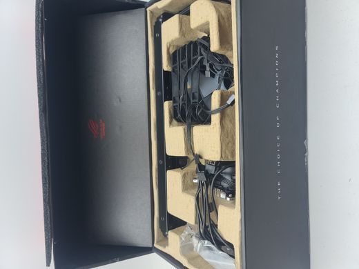 Система рідинного охолодження ASUS ROG Strix LC 360 Aura Sync